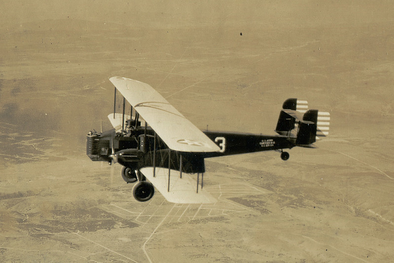 bombardier b-2