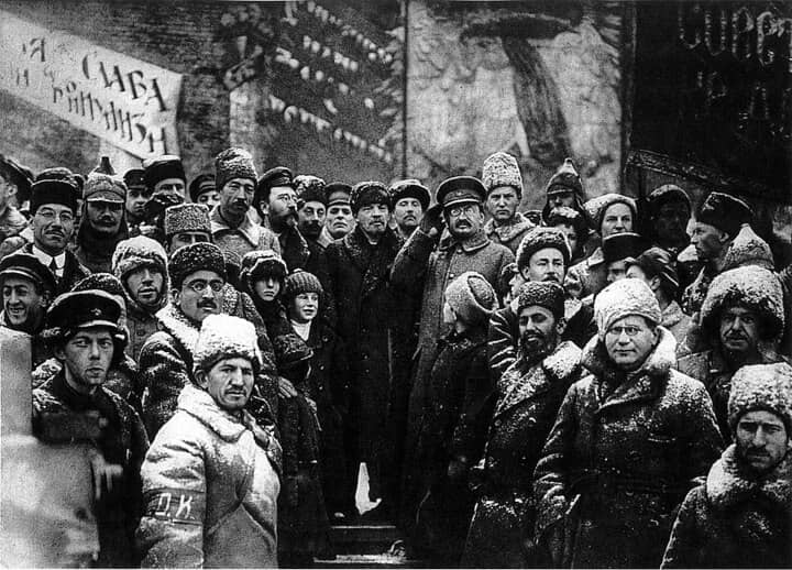 celebrare a revoluției din octombrie