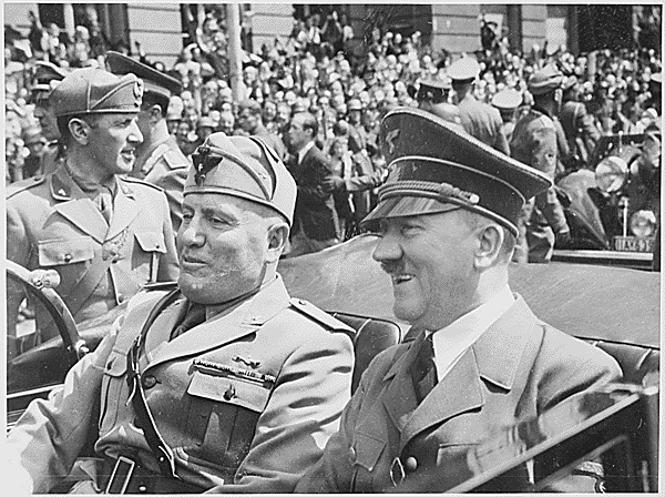 hitler și mussolini
