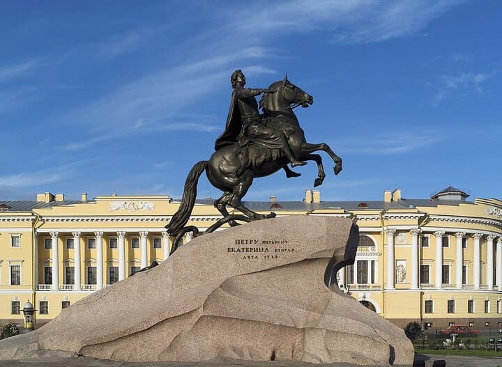 statuie călăreț